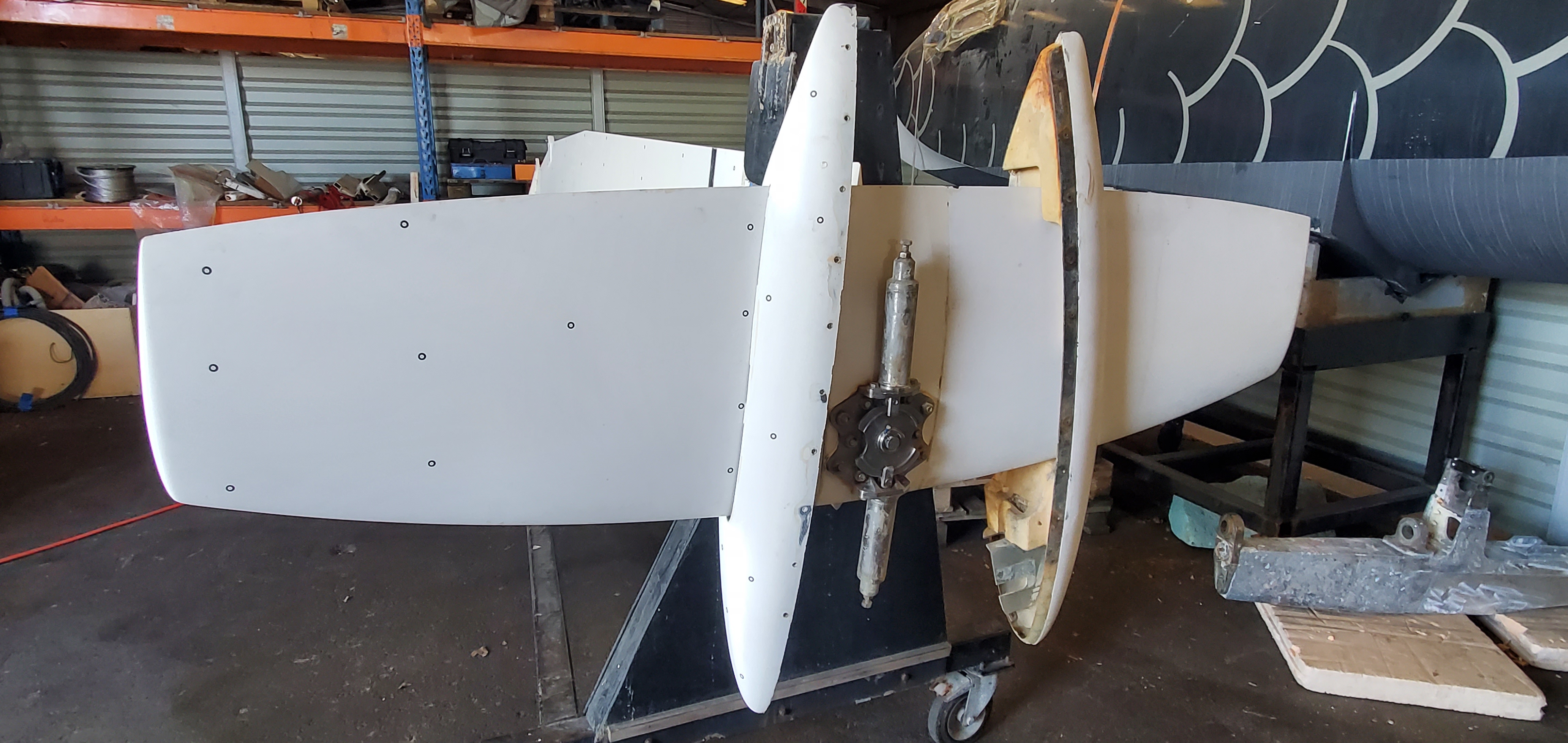Révision du plan porteur arrière de L'Hydroptère | Renovation of the rear foil of L'Hydroptère